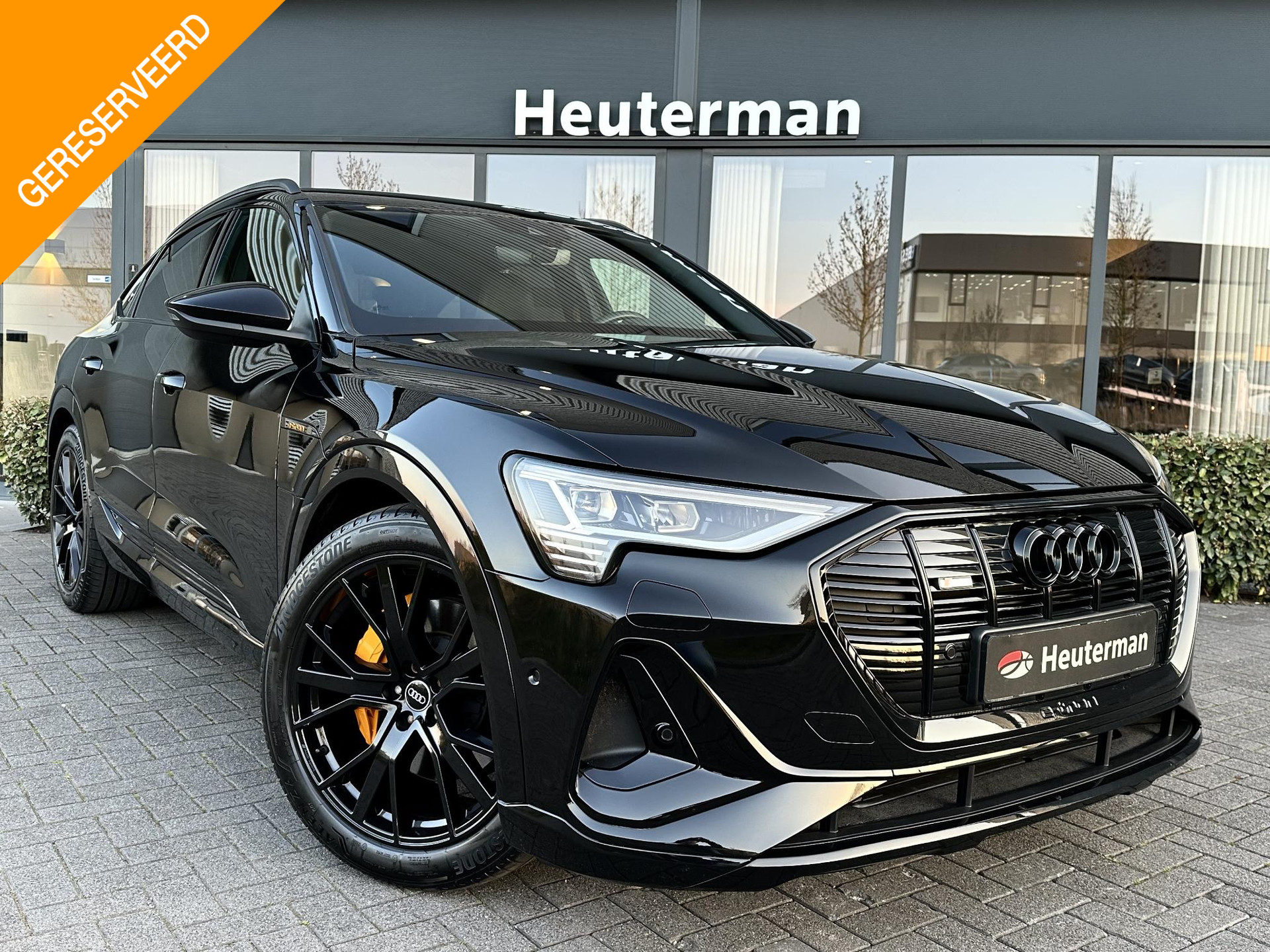 43927639